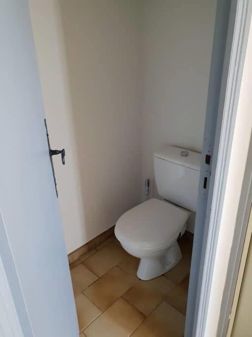 Residence Lou Cigaloun - Ana Location Gréoux-les-Bains Εξωτερικό φωτογραφία