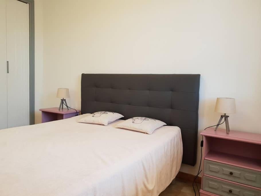 Residence Lou Cigaloun - Ana Location Gréoux-les-Bains Εξωτερικό φωτογραφία