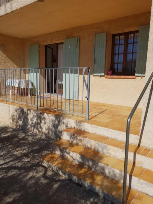 Residence Lou Cigaloun - Ana Location Gréoux-les-Bains Εξωτερικό φωτογραφία